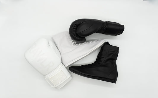 BRAWLR boksset handschoenen en schoenen zwart wit