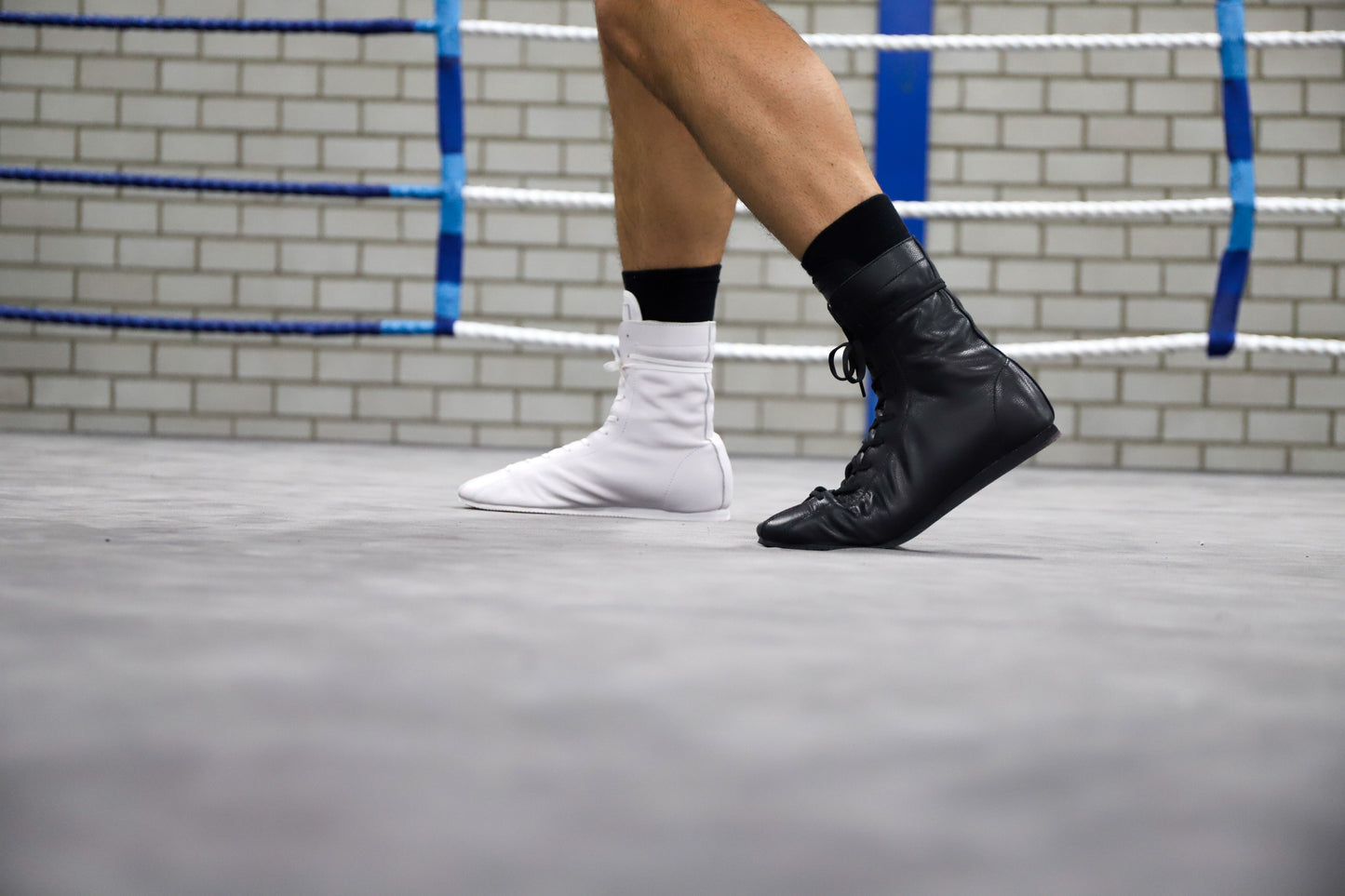 BRAWLR Classic boxing shoes Black & White